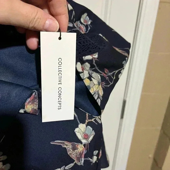NWT Collective Concepts Navy Floral Dress Size M - Picture 7 of 9